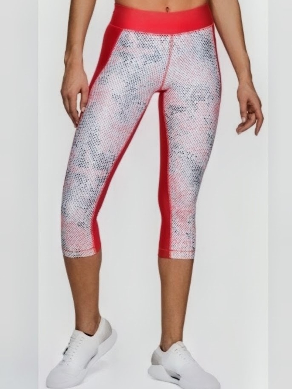 Under Armour Red & White Printed Capri Leggings